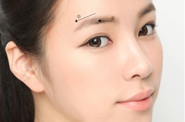 Nâng cao chân mày có biến chứng không