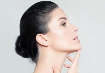 Có nên độn cằm bằng Filler